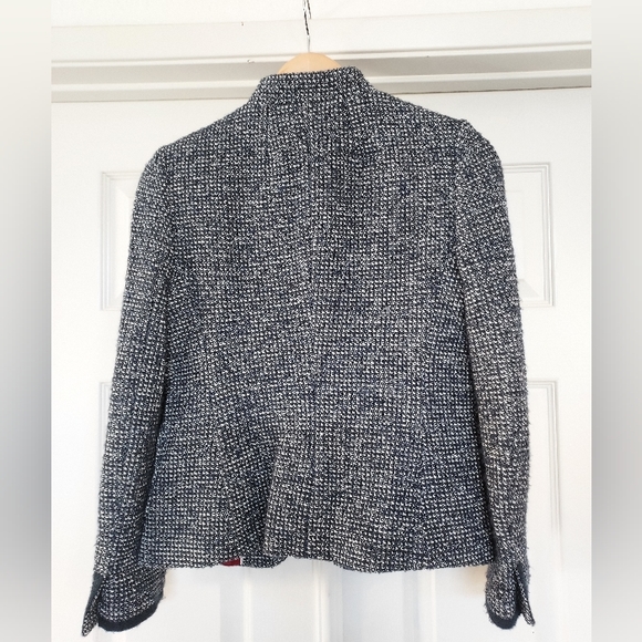 EUC Banana Republuc single button blazer in blue and white tweed, size 4 - Picture 2 of 8